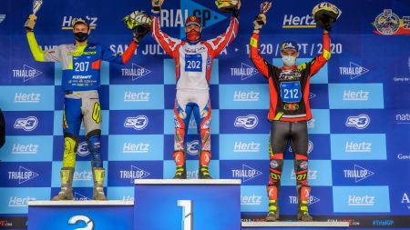 Matteo Grattarola gewinnt in Saint Julià de Loira 