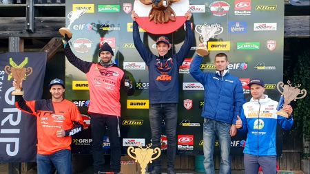 Philipp Schneider gewinnt die E3 Gesamt Wertung beim Enduro Cup