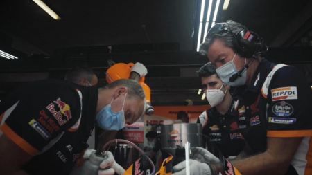 Die Honda Racing Corporation und das Repsol Honda Team möchten denjenigen, die die MotoGP-Weltmeisterschaft 2020 möglich gemacht haben, ihren tiefsten und aufrichtigsten Dank aussprechen.