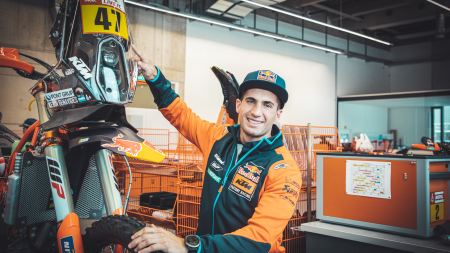Kevin Benavides steigt bei Red Bull KTM Factory Racing ein !