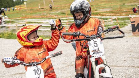 Eine weitere erfreuliche Nachricht: Der E-Motocross Park Schmitten Zell am See öffnet voraussichtlich am 18. Juni, für Kids hat der Feuerstuhl schon offen. 