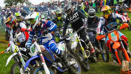 10 Jahre Enduro Koglerhof. Über 200 Enduro-Piloten waren beim Jubiläum in Ternberg am Start.