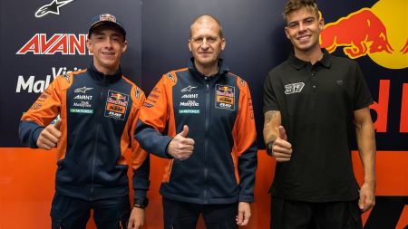 Der Moto2-Weltmeister Red Bull KTM Ajo wird 2022 zwei neue Fahrer einsetzen. Moto3-Star Pedro Acosta wird in die mittlere Klasse aufsteigen, während der Spanier Augusto Fernandez in die KTM GP Academy wechselt.
