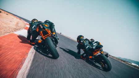 Die RC-Modelle von KTM halten seit Jahren die Supersport-Flagge im KTM-Modellaufgebot hoch und erfreuen sich bei Motorradfans auf der ganzen Welt größter Beliebtheit.