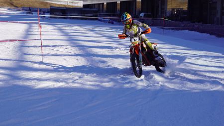 Die kompakte Schneefläche im Fahrerlager des Red Bull Ring präsentierte sich sowohl am 09. als auch am 15. Jänner 2022 im besten Zustand.