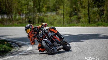 Landshaag ist Roadracing in Österreich - und Burgschachner auf Bridgestone verdammt schnell!