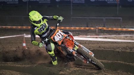 Night Race 2022 – Ein einzigartiges Motocross-Spektakel unter Flutlicht !