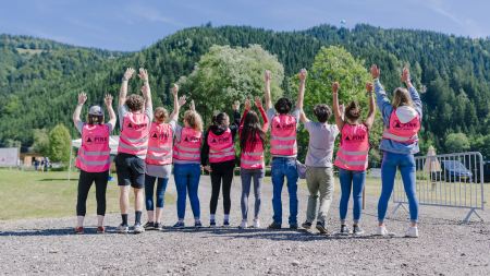 Camping PINK steht für ein Camping-Erlebnis für Motorsportfreunde auf höchstem Niveau – bestmögliches Service inklusive. 