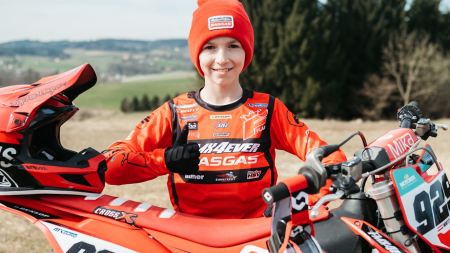 Am letzten Wochenende fuhr der 13-jährige Moritz Ernecker beim ADAC MX Junior Cup 85 in Bielstein (Deutschland) unter die Top 4.