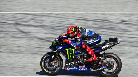 Die Monster Energy Yamaha MotoGP-Piloten Fabio Quartararo und Franco Morbidelli mussten beim heißen und langen Motorrad Grand Prix von Österreich MotoGP Rennen schwitzen.