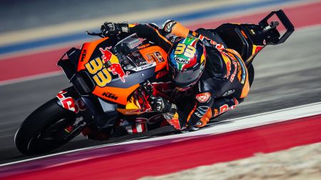 Die vorletzte Runde der MotoGP 2023 findet in der einzigartigen und frisch modernisierten Arena des Lusail International Circuit in Katar statt und ist für Red Bull KTM Factory Racing ein gutes Pflaster.