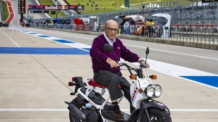 Carmelo Ezpeleta hat es schon lange gesagt: "Es wäre schön, ein Wochenende während der Saison zu haben, an dem MotoGP und Formel 1 auf der gleichen Strecke fahren".