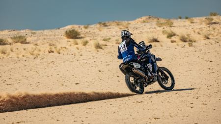 Pol Tarrés vom Ténéré Yamaha Rally Team begann die zweite Woche des Africa Eco Race 2024 auf die schönste Art und Weise und sicherte sich am sechsten Tag seinen ersten Etappensieg.