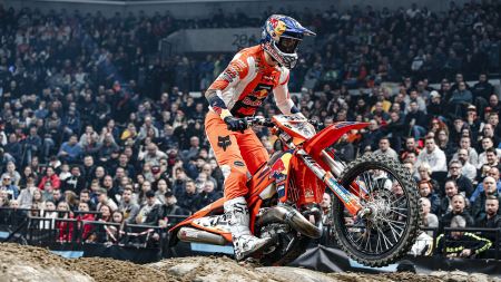 Manuel Lettenbichler von Red Bull KTM Factory Racing hat beim fünften Lauf der FIM SuperEnduro Weltmeisterschaft 2024 in Ungarn den fünften Gesamtrang belegt.