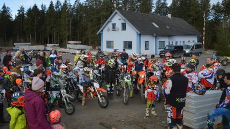 Das Wochenende von 27. bis 28. April besucht die Enduro4Kids Serie den MSC Schrems.