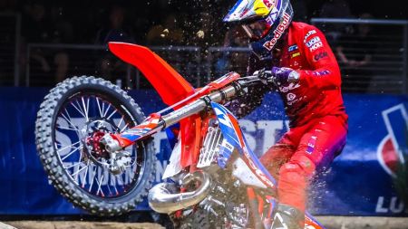 Die italienische Marke mit der langjährigen Trialerfahrung bietet zuverlässige und leistungsstarke Offroad-Motorräder und liegt in der Red Bull Erzbergrodeo Motorrad-Wertung auf Platz 4.