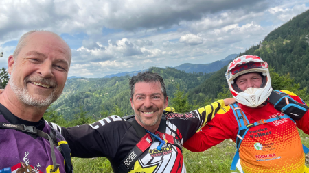 Egal ob man ambitionierter Racer ist oder einfach Spaß am Endurofahren hat - der auner ÖEC ist echt empfehlenswert und das Mountain Enduro sowieso.