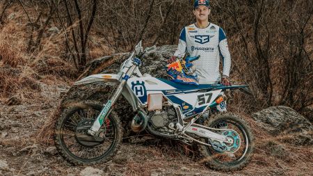 Der fünffache Weltmeister Billy Bolt ist bereit, bei der sechsten Runde der FIM Hard Enduro World Championship 2024 vom 10. bis 12. Oktober in Kemer (Türkei) in den Rennsport zurückzukehren.