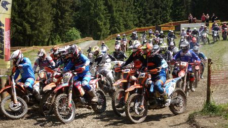 Rückblick auf eine großartige Saison 2024 in der Family Enduro Serie!