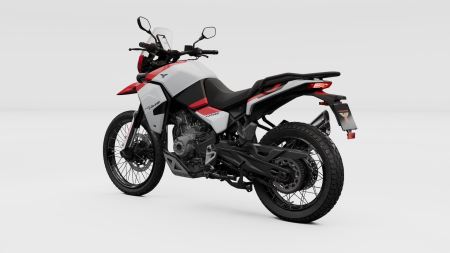 Moto Morini präsentiert auf der EICMA 2024 die neue Alltrhike 450, die im Frühjahr 2025 zu den Händlern kommen soll. 