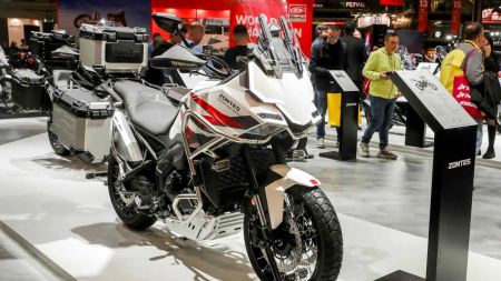 Die 703F Adventure verfügt über eine hochwertige Ausstattung und ist eine Midi-Enduro, die für Abenteuerreisende konzipiert wurde.