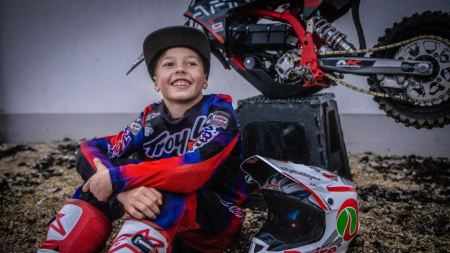 8-jähriger Oberösterreicher Raphael Edlinger startet im Junior Supercross Programm der AMA Supercross Serie im US-Bundesstaat Kalifornien. 