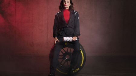 Die Formel-1-Saison 2025 beginnt schon am Dienstag, den 18. Februar, mit einer spektakulären Premiere. 