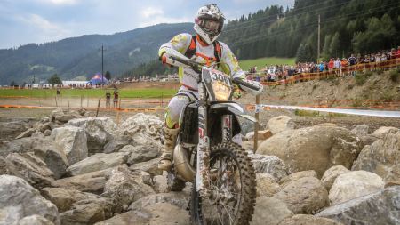 Der Saisonstart ist zum Greifen nahe! Am 5. & 6. April findet das Auftaktrennen der neuen Enduro Trophy 2025 in Möderbrugg statt.