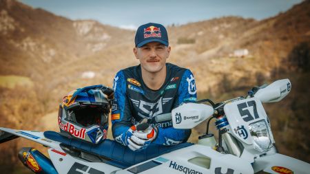 Billy Bolt nimmt an der Hard-Enduro-Weltmeisterschaft 2025 teil