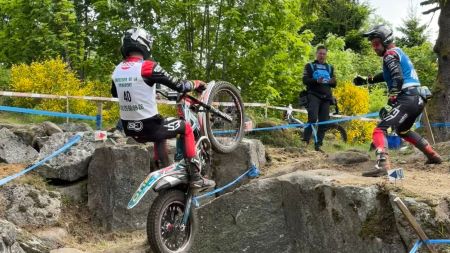 Das Racing Team Roseneder nahm bei der EM mit Valerie Falbesoner und Lukas Rasser erfolgreich teil.