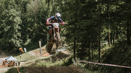 Hitzeschlacht in Mattighofen – ÖM-Lauf mit allem, was Motorsport ausmacht – Dramen, Podien und Siegermentalität.
