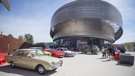 Ob Workshops, Tech Talks oder ein Tag für die ganze Familie – das KTM Museum macht Motorradleidenschaft für alle Generationen lebendig.