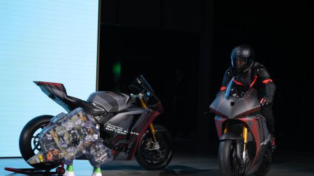 Ducati nutzt die Pause der FIM MotoE-Weltmeisterschaft, um die Forschung zur Entwicklung eigener Expertise in alternativen Technologien zum Verbrennungsmotor fortzusetzen.