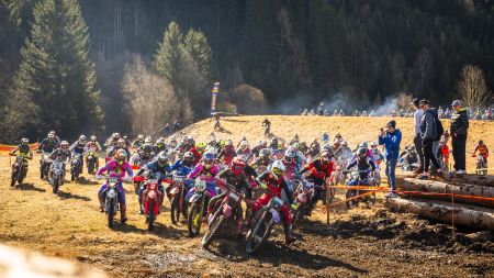 Bald hat das Warten ein Ende! Die Enduro Trophy feiert am 20. und 21. September ihr Saisonfinale in Oberwölz – erlebt ein unvergessliches Enduro-Abenteuer mit ganz viel Leidenschaft und Liebe zum Enduro-Sport! 