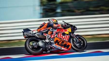Red Bull KTM Factory Racing und Red Bull KTM Tech3 kehrten auf dem Misano World Circuit Marco Simoncelli zurück, um den dritten eintägigen IRTA-Test des Jahres zu absolvieren.