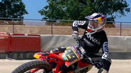 Nur quer bist wer - Flat Track und Supermoto steht für spektakuläre Drift Action. Für Teilnehmer genauso spannend wie für Zuseher - ein Pflichttermin für Alle sozusagen!