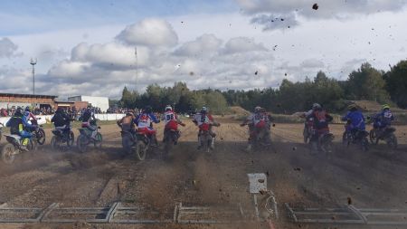 Ein spannender Saisonabschluss: Am 5. Oktober fand das Finale zum Waldviertel Motocross-Cup statt!Ein spannender Saisonabschluss: Am 5. Oktober fand das Finale zum Waldviertel Motocross-Cup statt!