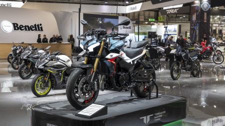 Die neue Benelli Tornado Naked Twin 550 läutet eine neue Ära für die Naked-Sportmotorräder aus Pesaro ein. 