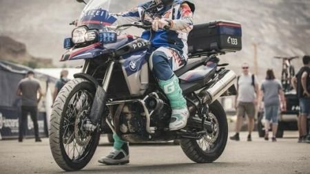 Der jüngste Artikel von profil über angebliche „Enduro-Motorradkurse in der Dienstzeit“ der Polizei Wien hat hohe Wellen geschlagen. Das offizielle Schreiben von Bundespolizeidirektor Michael Takács liefert dazu die passenden Antworten.