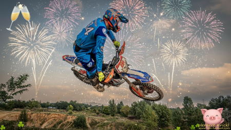 Das legendäre Silvester-Enduro des Entouroshops findet wie üblich am 31. 12. ab 11:00 am Trainingsgelände des HSV Burg Kreuzenstein statt - Gästefahrer sind willkommen!