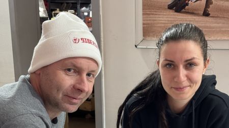 Du kommst pünktlich zur Arbeit, kannst freundlich Grüßen, bist Hilfsbereit und haltest alles sauber, du vernudelst keine Schrauben, findest Dein Werkzeug auch am nächsten Tag, Du hörst am Motor, was andere erst im Fehlerspeicher finden, wenn ein Bike nicht läuft, lässt dich das nicht schlafen, ...dann komm vorbei!