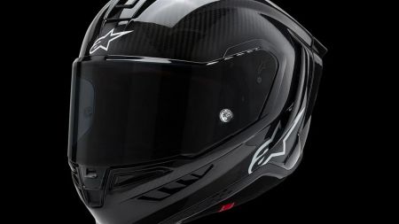 Eine der bekanntesten Marken im Motorsport gibt es jetzt auch bei XAJO im Retailshop in Brunn am Gebirge bei Wien.