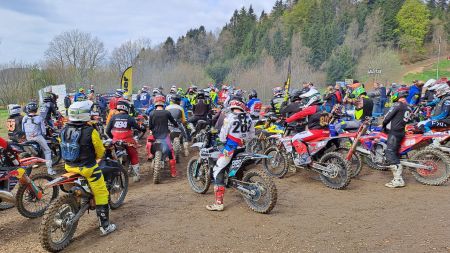 Am 19. April beginnt die OÖ Motocross Cup Saison in Julbach (OÖ) - damit ist Julbach auch heuer wieder der große Saisonauftakt zum OÖ Motocross Cup und zur OÖ Motocross-Landesmeisterschaft.