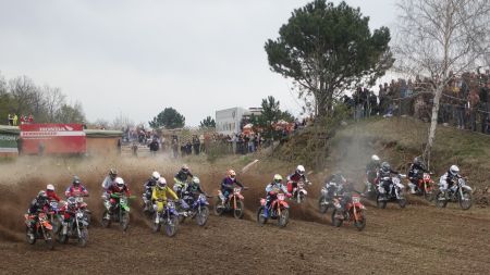 Am 3. Mai kommt die rot-weiß-rote Motocross-Elite wieder nach Sittendorf in den Wienerwald!
