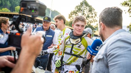 Beim Red Bull Erzbergrodeo 2026 steht nicht nur die Extreme-Enduro-Elite im Fokus, sondern auch der starke Nachwuchs unter 18 Jahren. 