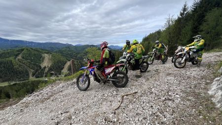 Am 27. und 28. Juni ist Mountain Enduro in Rohr i.G./NÖ Pflicht - denn 2 Tage freies Fahren in 3 Niveaustufen ist mehr als leiwand!