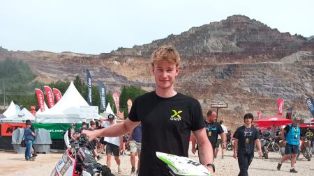 Der Endurosport wird jedes Jahr professioneller - und der Leistungsdruck wird immer höher. Vale hat den Prolog heute genau studiert und gibt uns wertvolle Tipps.