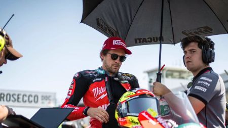 Mit dem achten Saison Event in Donington Park, ging die Supersport Weltmeisterschaft nach einer eimonatigen Pause weiter.