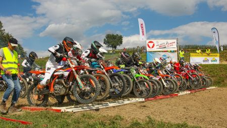 Am 23. August steigt Runde 4 zum OÖ Motocross Cup. Die Rennen finden auf der beliebten Rennstrecke im Othmar Pflügl Motorsportpark in Taufkirchen an der Trattnach statt. 