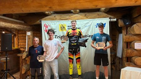 Nach einer kurzen Sommerpause meldete sich das Team Roseneder an diesem Wochenende eindrucksvoll im Trialsport bei der Österreichischen Staatsmeisterschaft in Salzstiegl zurück.